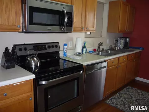 3700 Kerry Blvd, Springfield, IL 62707 photo 6