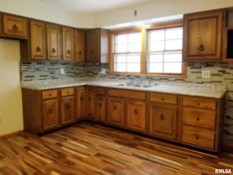 2120 N 23rd St, Springfield, IL 62702 photo 7