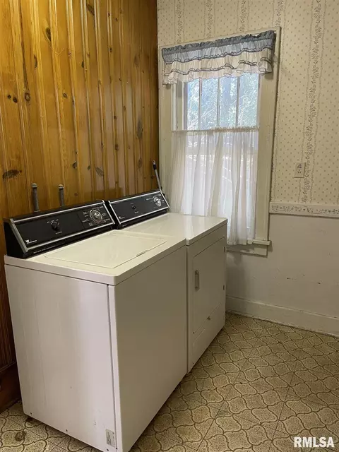 2109 N 11th St, Springfield, IL 62702 photo 7