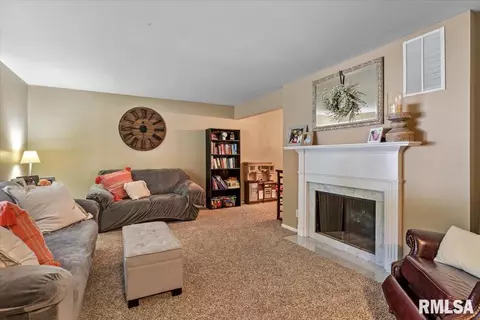 2444 Haverford Rd, Springfield, IL 62704 photo 4