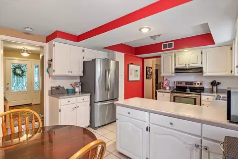 2444 Haverford Rd, Springfield, IL 62704 photo 10
