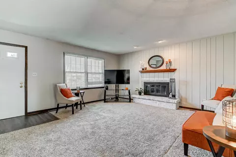 112 Veneto Villa, Springfield, IL 62703 photo 6
