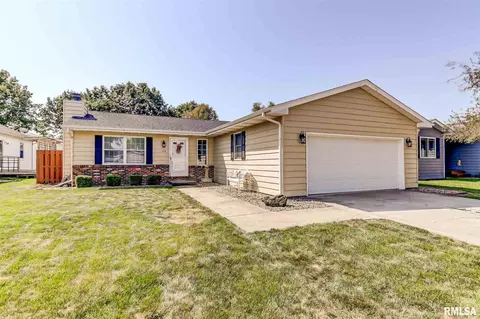 112 Veneto Villa, Springfield, IL 62703 photo 2