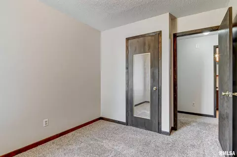 112 Veneto Villa, Springfield, IL 62703 photo 21