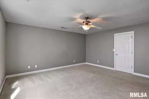3014 Cameron Dr, Springfield, IL 62704 photo 14