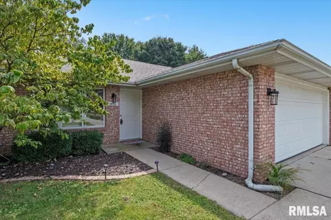 3014 Cameron Dr, Springfield, IL 62704 photo 3