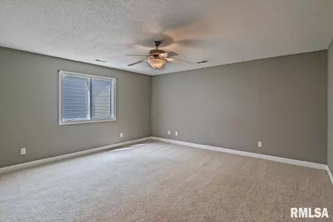 3014 Cameron Dr, Springfield, IL 62704 photo 13
