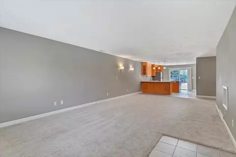 3014 Cameron Dr, Springfield, IL 62704 photo 4
