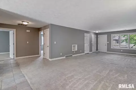 3014 Cameron Dr, Springfield, IL 62704 photo 7