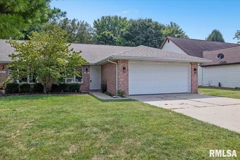 3014 Cameron Dr, Springfield, IL 62704 photo 2