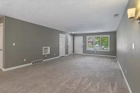 3014 Cameron Dr, Springfield, IL 62704 photo 6