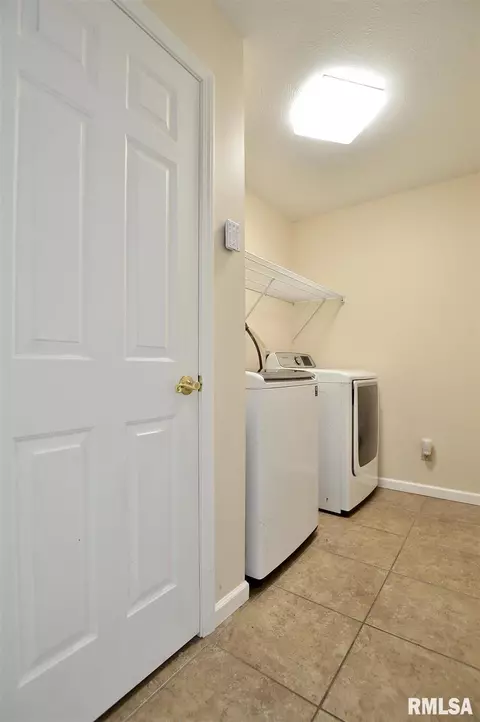 1100 Bridle Path Ln, Springfield, IL 62712 photo 18
