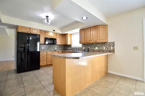 1100 Bridle Path Ln, Springfield, IL 62712 photo 13