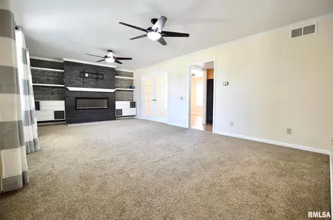 1100 Bridle Path Ln, Springfield, IL 62712 photo 5