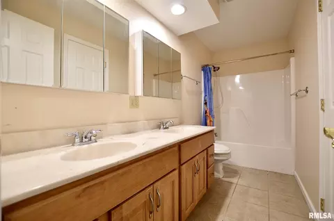 1100 Bridle Path Ln, Springfield, IL 62712 photo 25