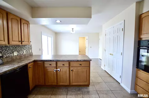 1100 Bridle Path Ln, Springfield, IL 62712 photo 17