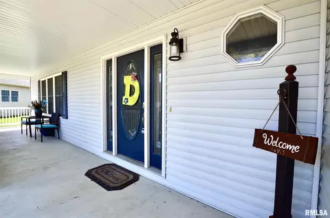 1100 Bridle Path Ln, Springfield, IL 62712 photo 3