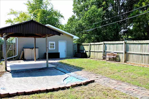 403 E Locust St, Chatham, IL 62629 photo 20