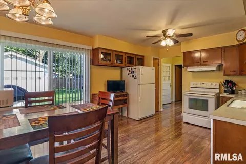 68 Del Mar Dr, Springfield, IL 62703 photo 5