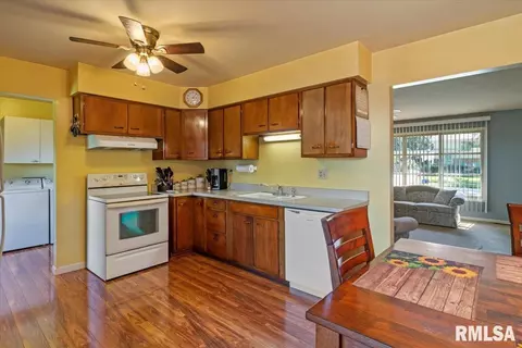 68 Del Mar Dr, Springfield, IL 62703 photo 7