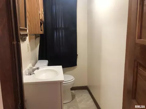 2505 S 10th St, Springfield, IL 62703 photo 7