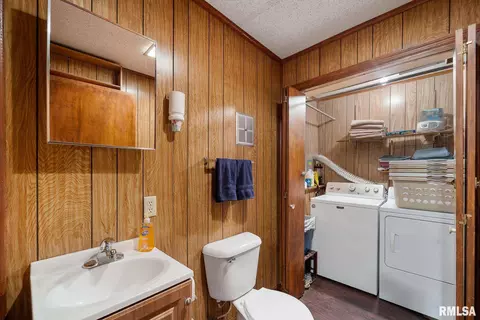 2209 Claremont Dr, Springfield, IL 62703 photo 32