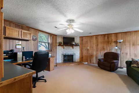 2209 Claremont Dr, Springfield, IL 62703 photo 28