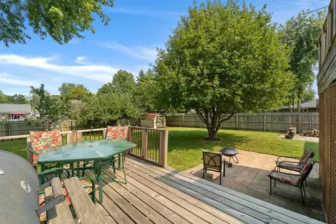 2209 Claremont Dr, Springfield, IL 62703 photo 8