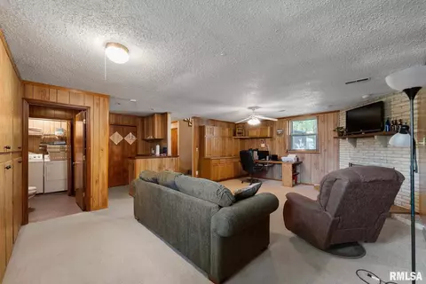 2209 Claremont Dr, Springfield, IL 62703 photo 30