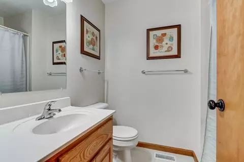 3042 Twin Lakes Dr, Springfield, IL 62702 photo 18
