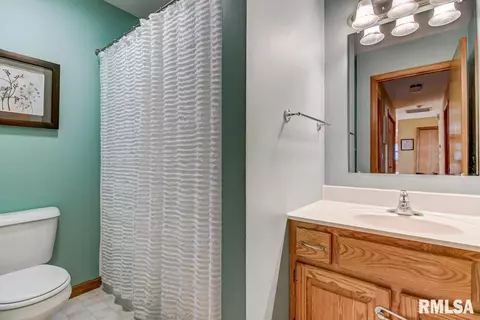 3042 Twin Lakes Dr, Springfield, IL 62702 photo 23