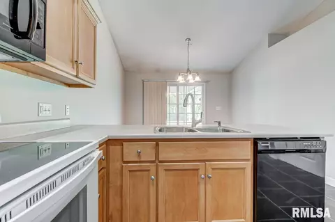 3501 Yorkshire Ct, Springfield, IL 62704 photo 10