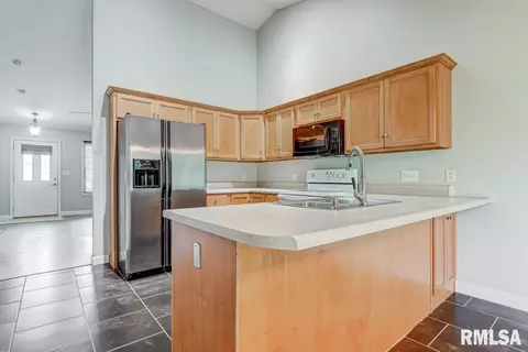 3501 Yorkshire Ct, Springfield, IL 62704 photo 8