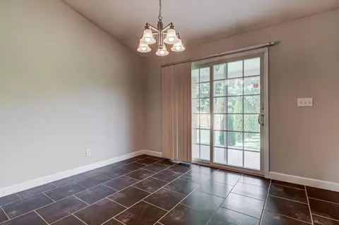 3501 Yorkshire Ct, Springfield, IL 62704 photo 7