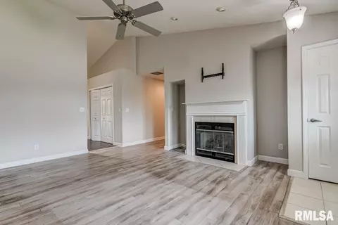 3501 Yorkshire Ct, Springfield, IL 62704 photo 4