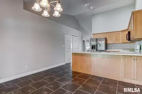 3501 Yorkshire Ct, Springfield, IL 62704 photo 6