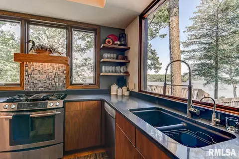 15 Forest Rdg, Springfield, IL 62712 photo 12