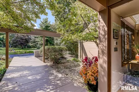 15 Forest Rdg, Springfield, IL 62712 photo 3
