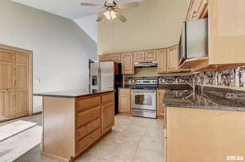 2709 Rutherford Trek Rd, Springfield, IL 62711 photo 11