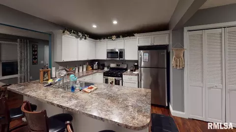 15 Hedge Dr, Springfield, IL 62702 photo 13