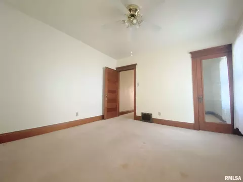721 S Park Ave, Springfield, IL 62704 photo 36
