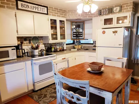 3524 Stanton St, Springfield, IL 62703 photo 6