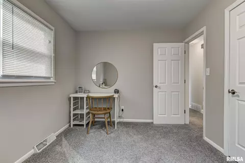 112 Archer Ave, Springfield, IL 62704 photo 12