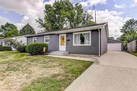 112 Archer Ave, Springfield, IL 62704 photo 2