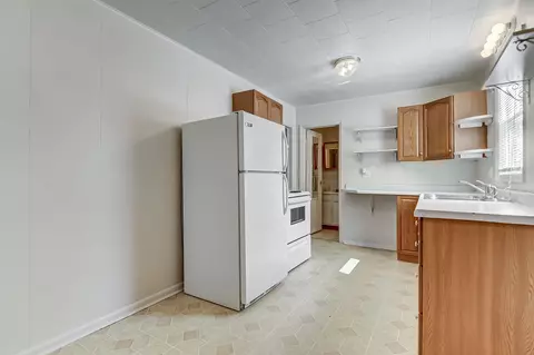 818 W Calhoun Ave, Springfield, IL 62702 photo 10