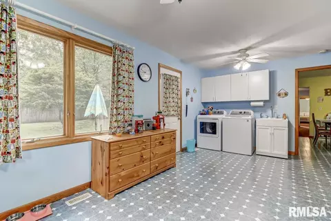 10 Apache Dr, Springfield, IL 62711 photo 13
