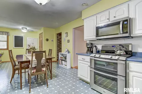 10 Apache Dr, Springfield, IL 62711 photo 11