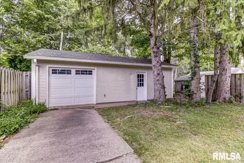 725 W Vine St, Springfield, IL 62704 photo 29