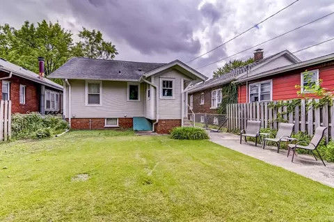 725 W Vine St, Springfield, IL 62704 photo 24