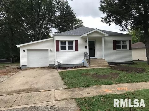3325 S 4th St, Springfield, IL 62703 photo 1